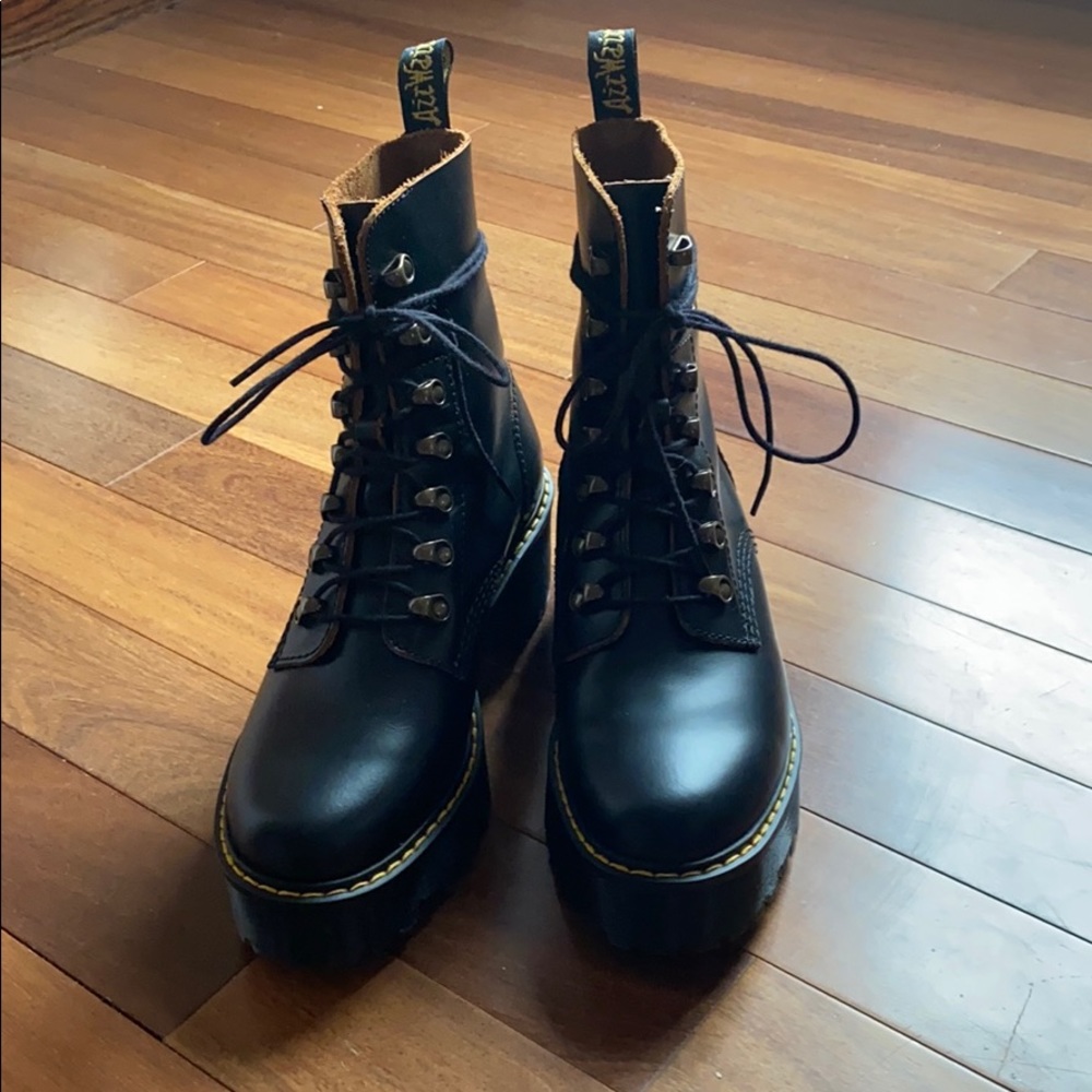 Dr Martens Black Leona Boots
